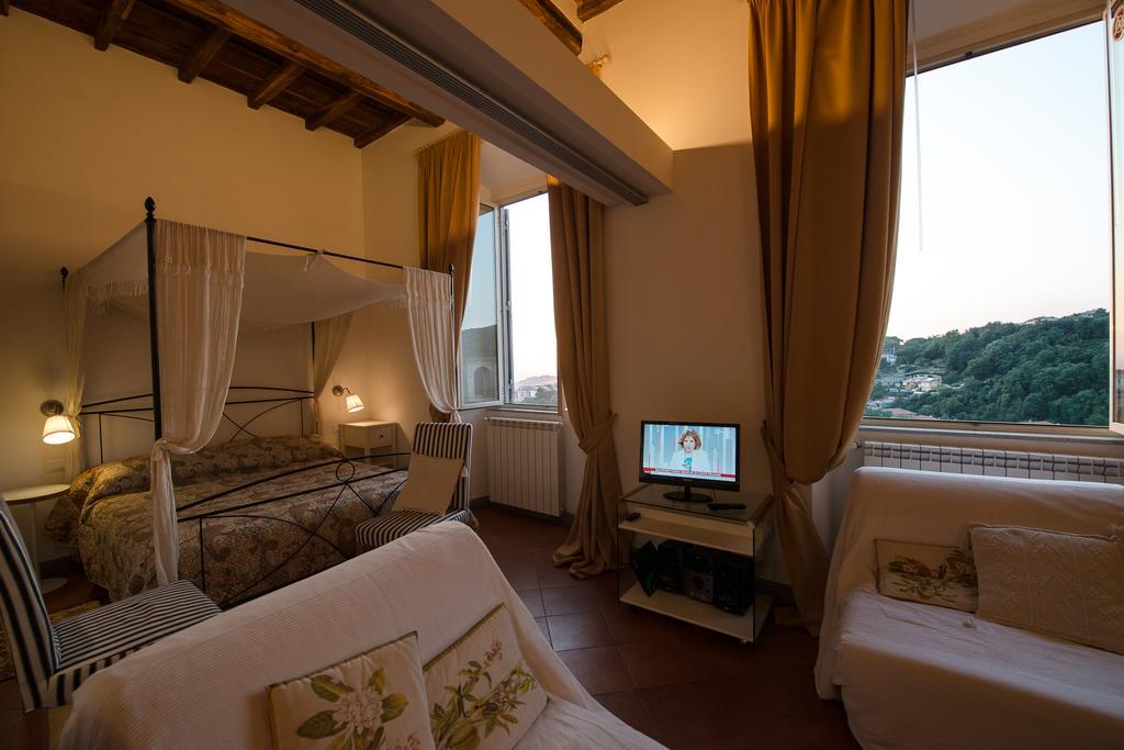 Casa Vacanze Palazzo Primoli Ariccia Bagian luar foto